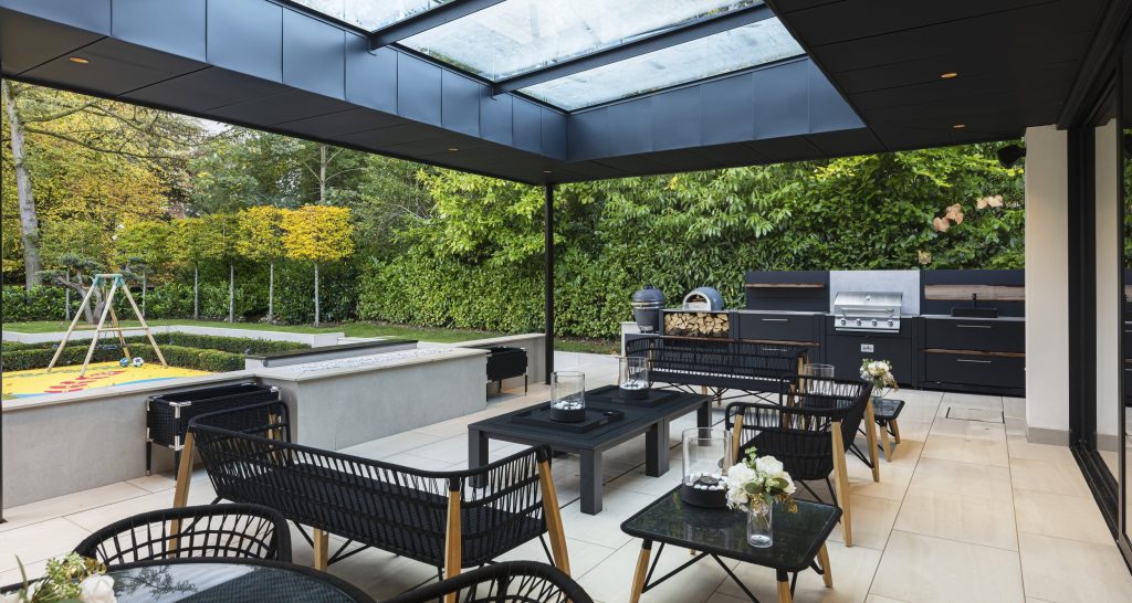 Kitchen glass extension